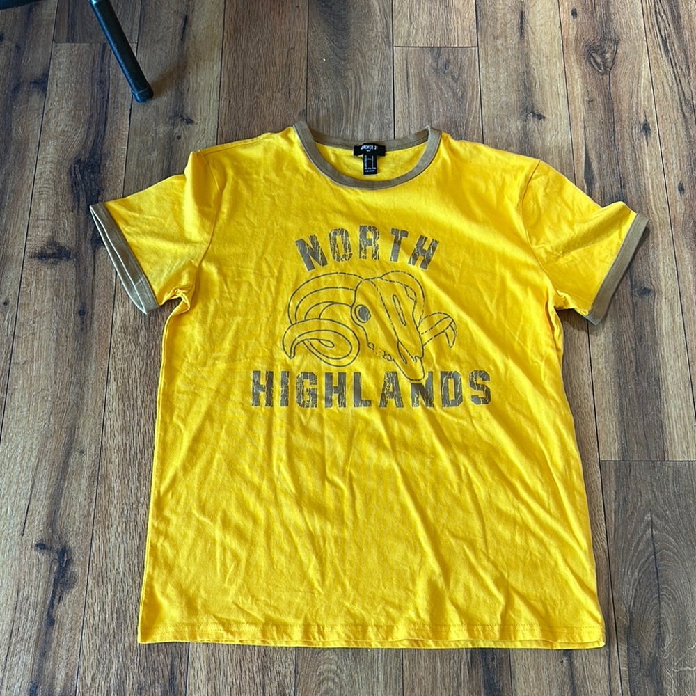 Men’s T-Shirt with North Highlands Print